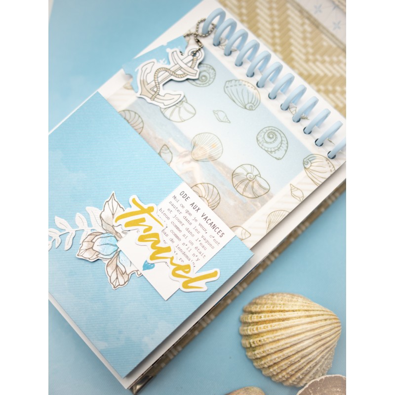 Peigne de reliure en plastique bleu, 30 trous